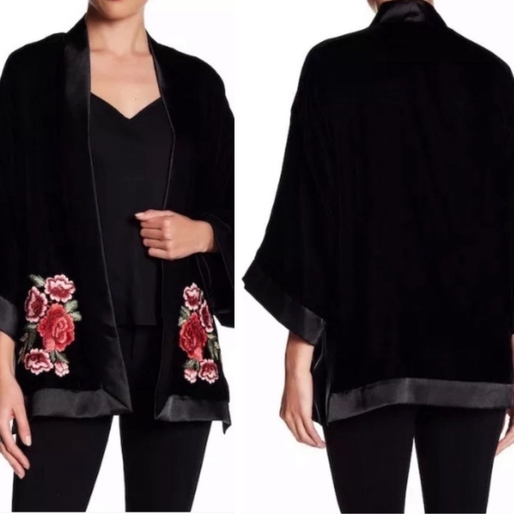 Max Studio Velour Embroidered Floral Kimono Sz L